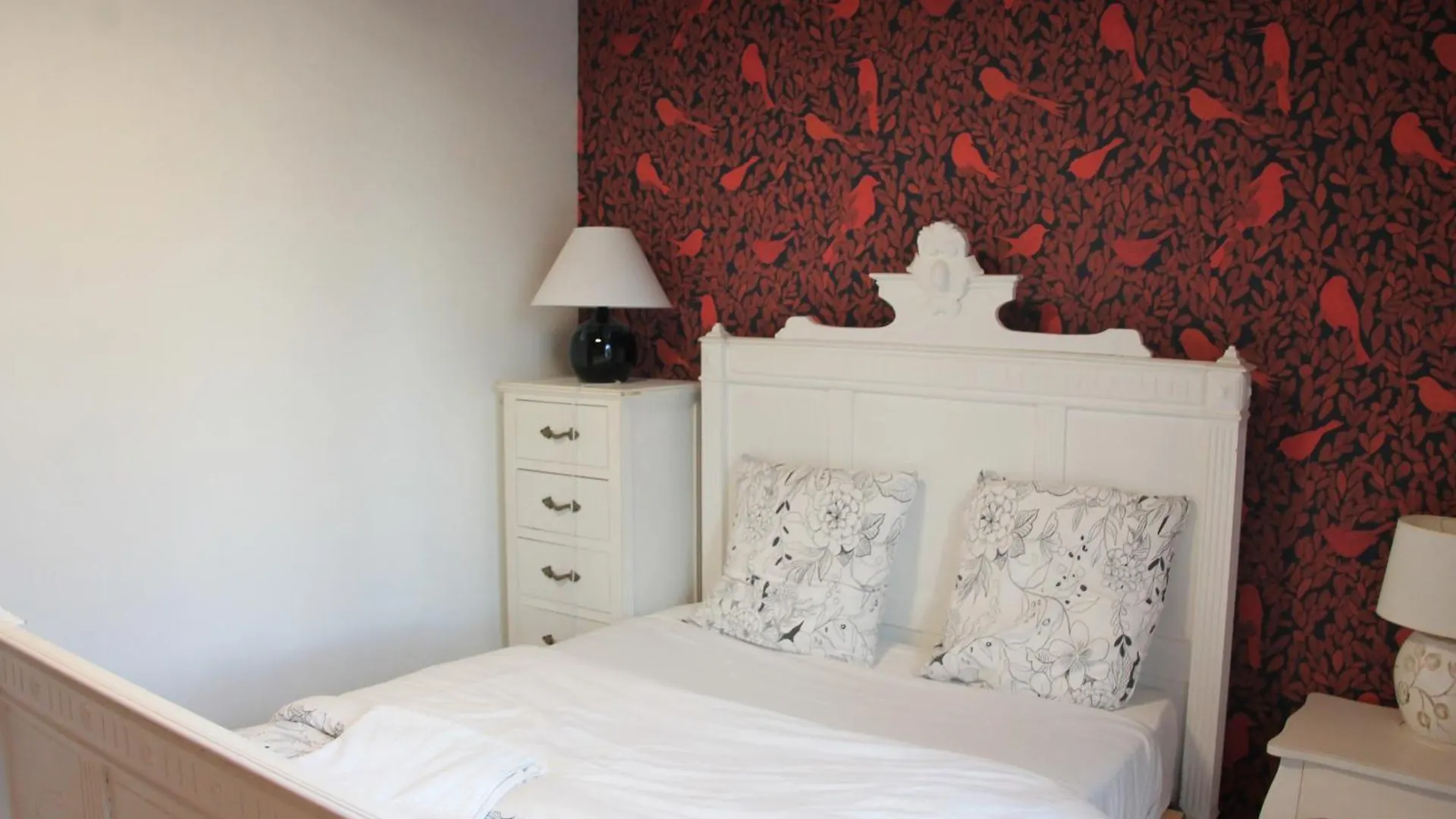 ゲストハウス Logement Entier Dans Maison Pour 4 ヴィルヌーヴ・レ・ザヴィニョン