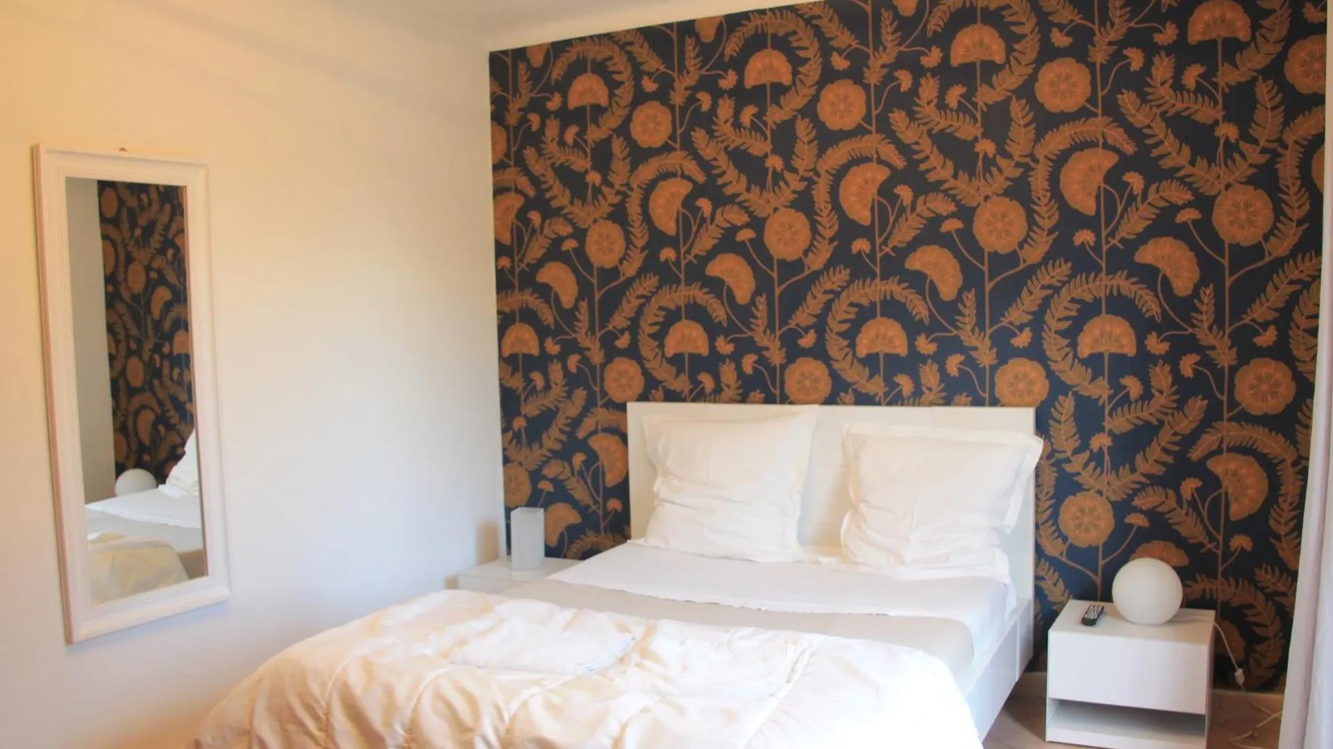 Logement Entier Dans Maison Pour 4 Villeneuve-les-Avignon France